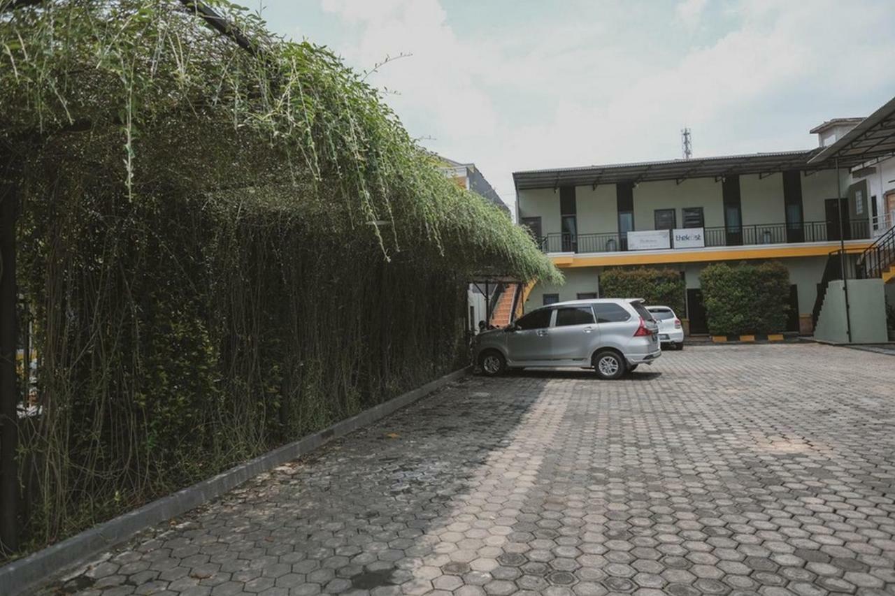 Reddoorz Syariah Near Kantor Walikota 잠비 외부 사진